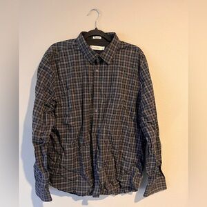 Calvin Klein Navy and Gray Plaid Button-Up Shirt